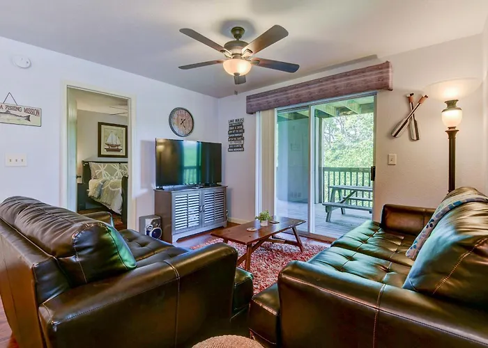 Beautiful Branson Getaway-Next To Silver Dollar City &Tablerock-Family Amenities