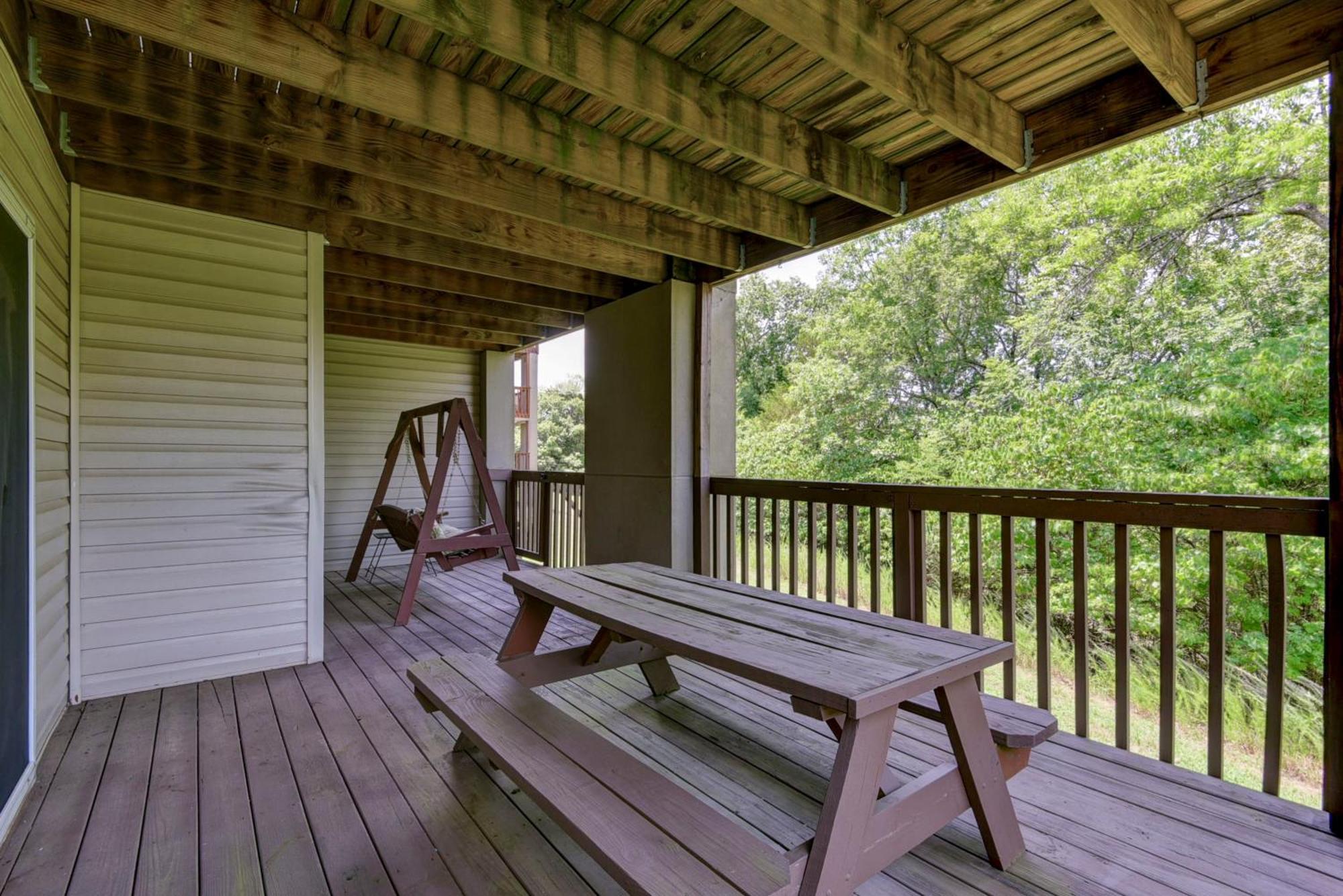 Beautiful Getaway-next To Silver Dollar &tablerock-family Amenities Apartamento Branson